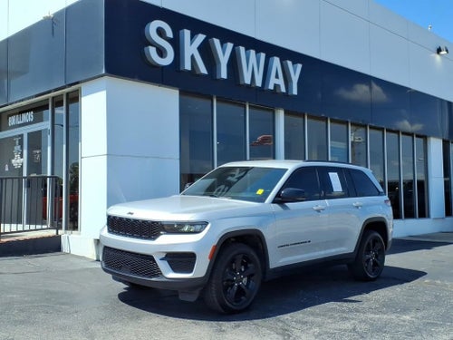2022 Jeep Grand Cherokee Altitude