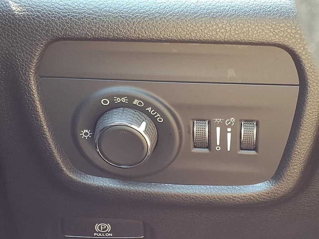 2022 Jeep Grand Cherokee Altitude