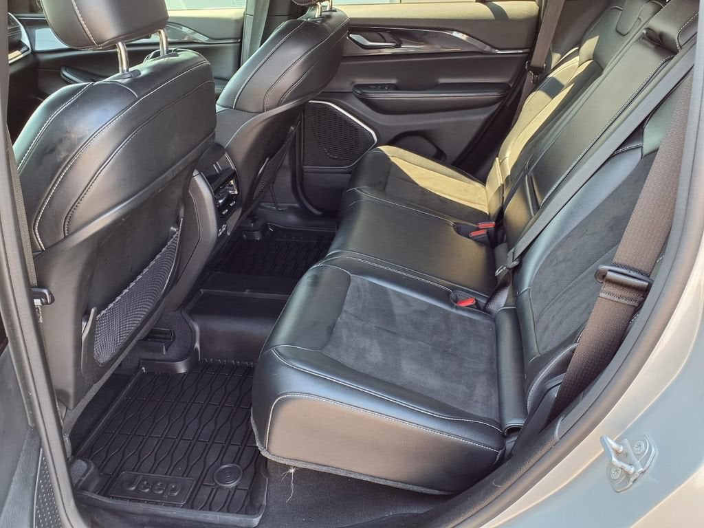 2022 Jeep Grand Cherokee Altitude