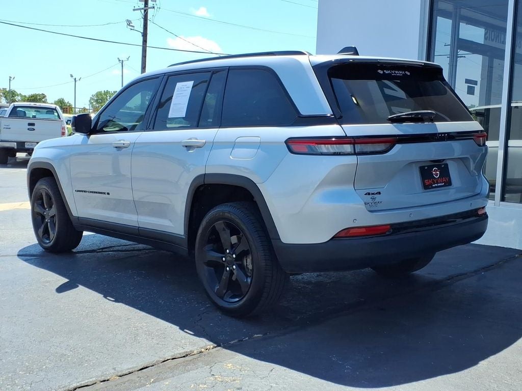 2022 Jeep Grand Cherokee Altitude