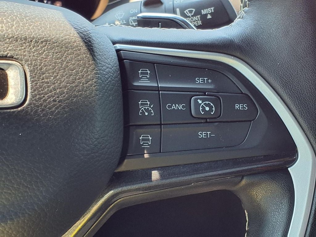 2022 Jeep Grand Cherokee Altitude