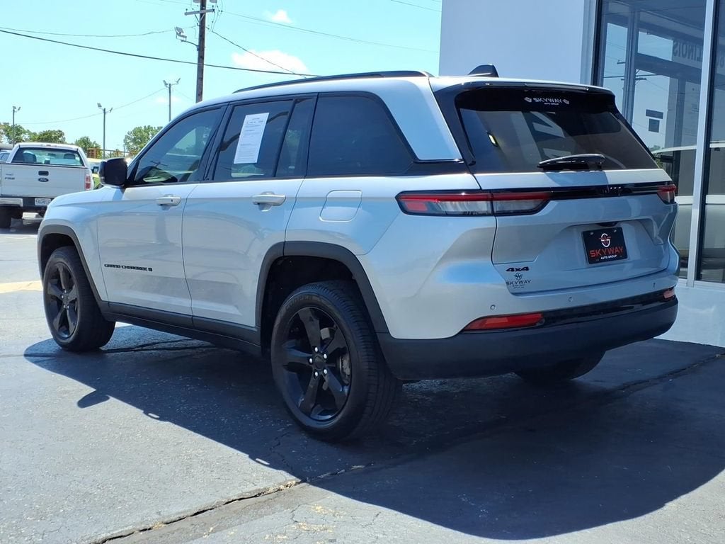 2022 Jeep Grand Cherokee Altitude