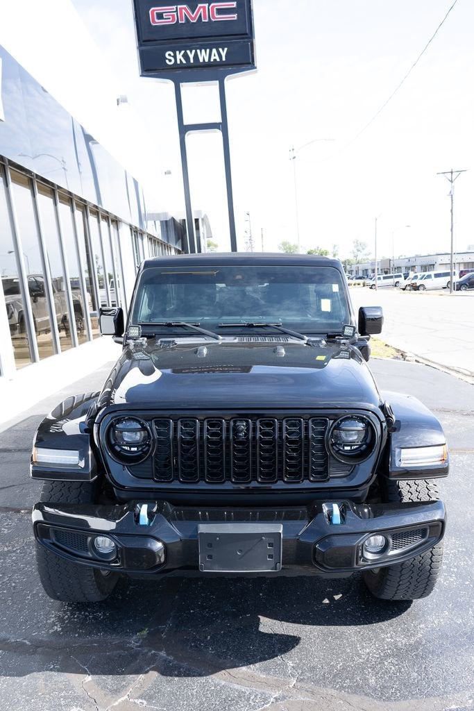 2024 Jeep Wrangler 4xe Summit 4xe
