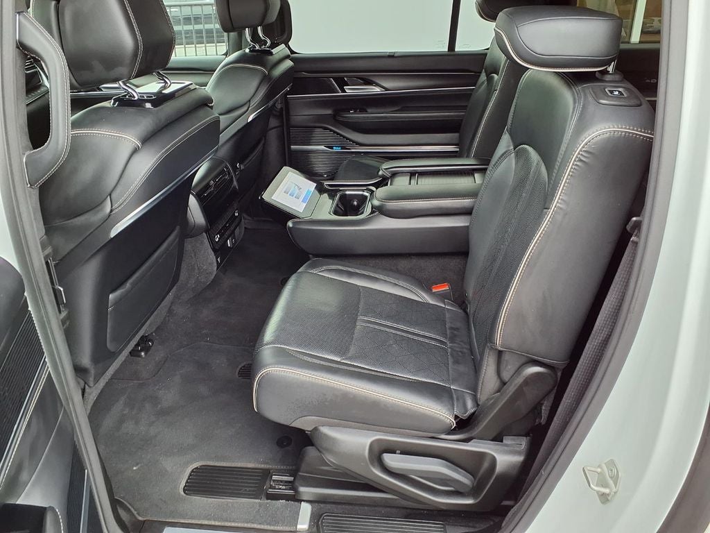 2024 Jeep Grand Wagoneer L Series II
