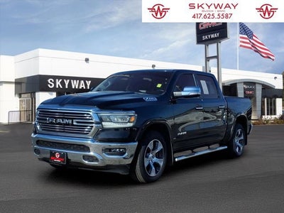 2022 RAM 1500 Laramie Crew Cab 4x4 5'7" Box