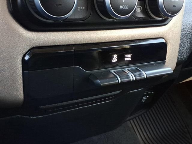 2022 RAM 1500 Laramie Crew Cab 4x4 5'7" Box