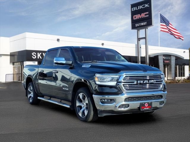 2022 RAM 1500 Laramie Crew Cab 4x4 5'7" Box