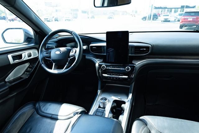 2023 Ford Explorer Platinum