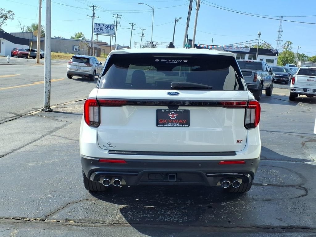 2025 Ford Explorer ST