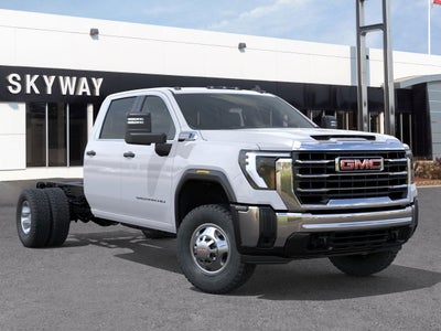 2026 GMC Sierra 3500 HD Chassis Cab Pro