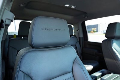 2023 GMC Sierra 2500 HD Denali