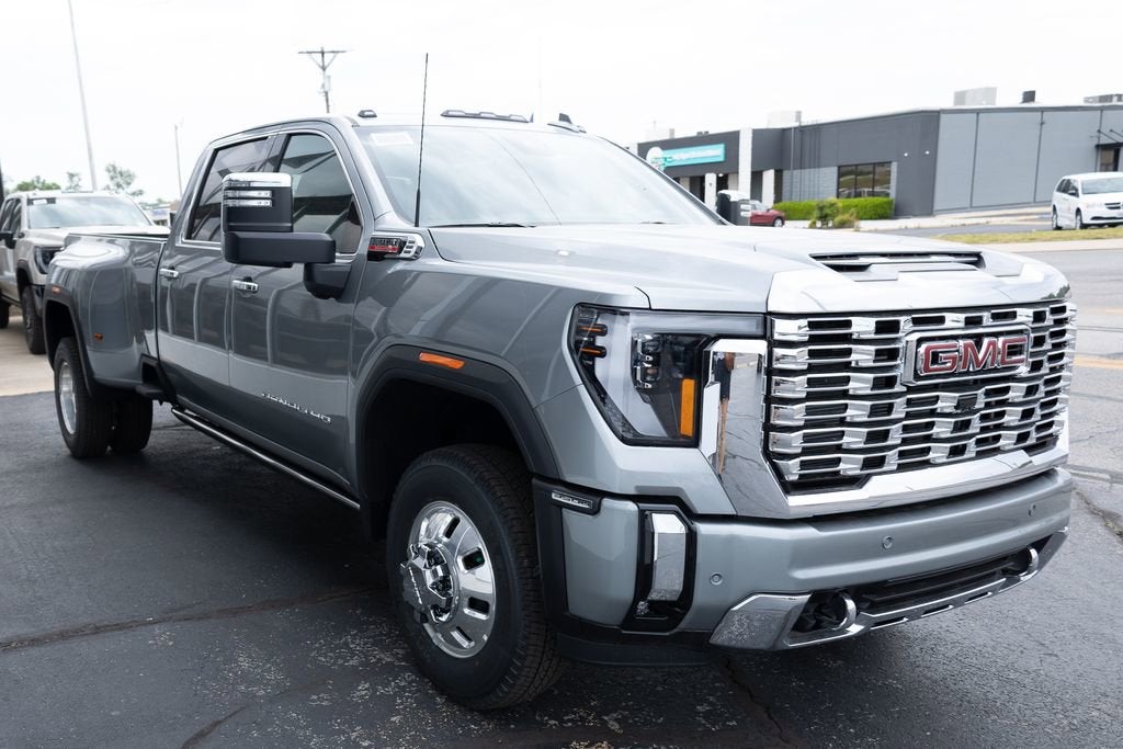 2026 GMC Sierra 3500 HD Denali DRW