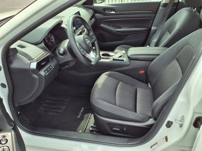 2025 Nissan Altima SV FWD