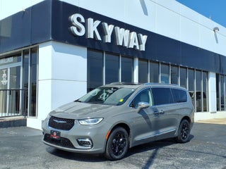 2021 Chrysler Pacifica Limited AWD