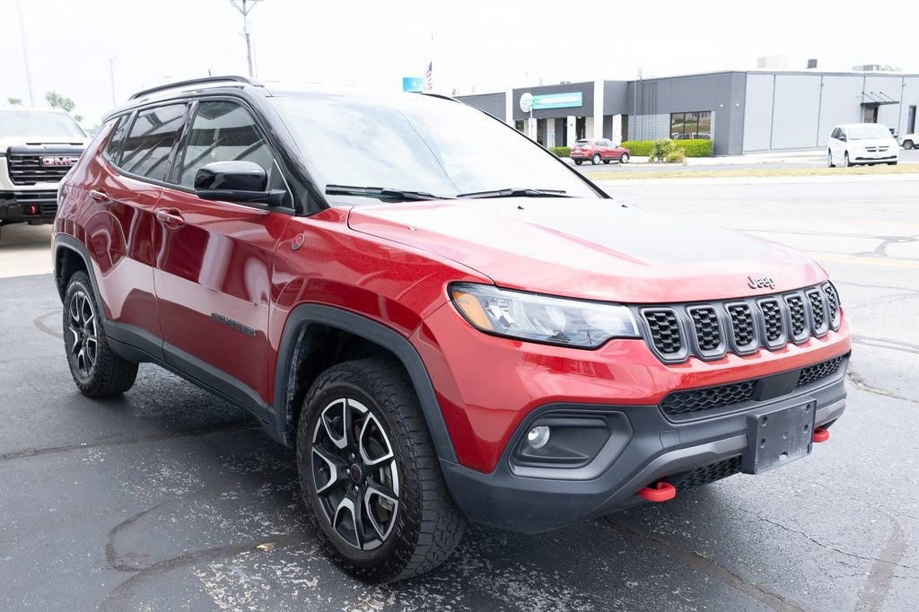 2025 Jeep Compass Trailhawk