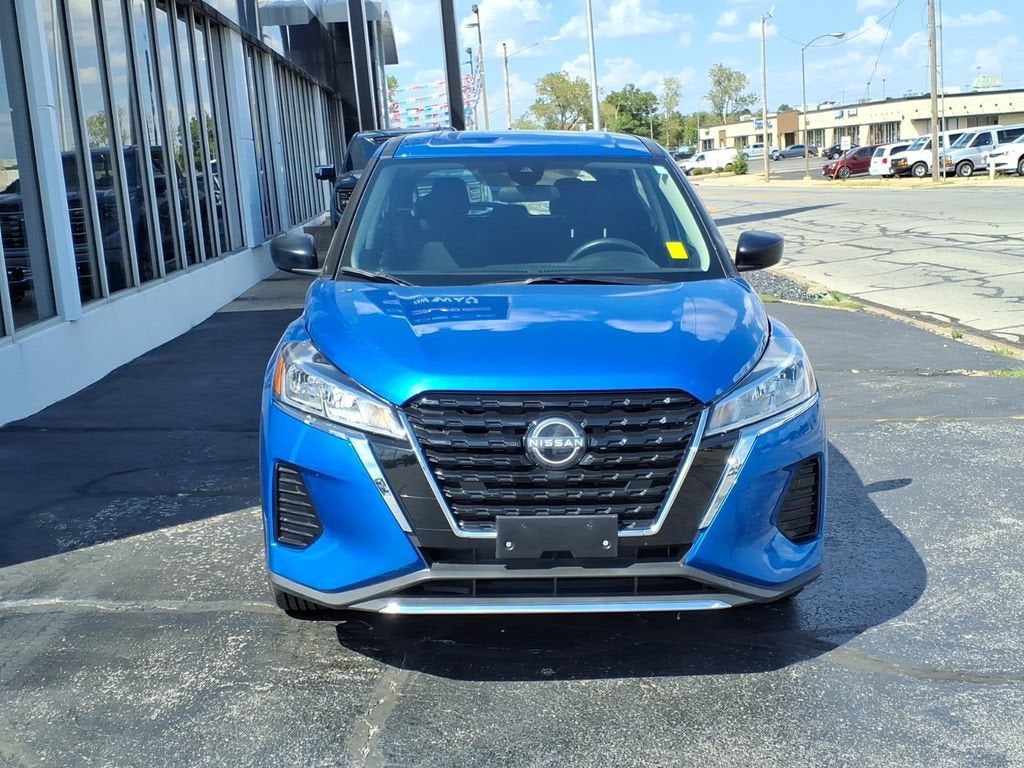 2025 Nissan Kicks Play S
