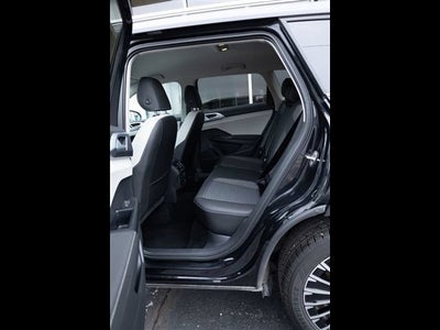 2025 Volkswagen Taos SE