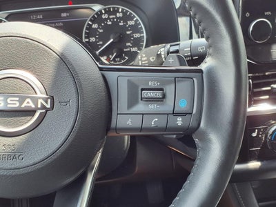 2024 Nissan Pathfinder SL FWD