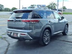 2024 Nissan Pathfinder SL FWD