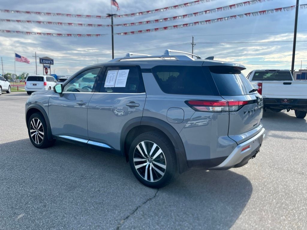 2023 Nissan Pathfinder Platinum 4WD