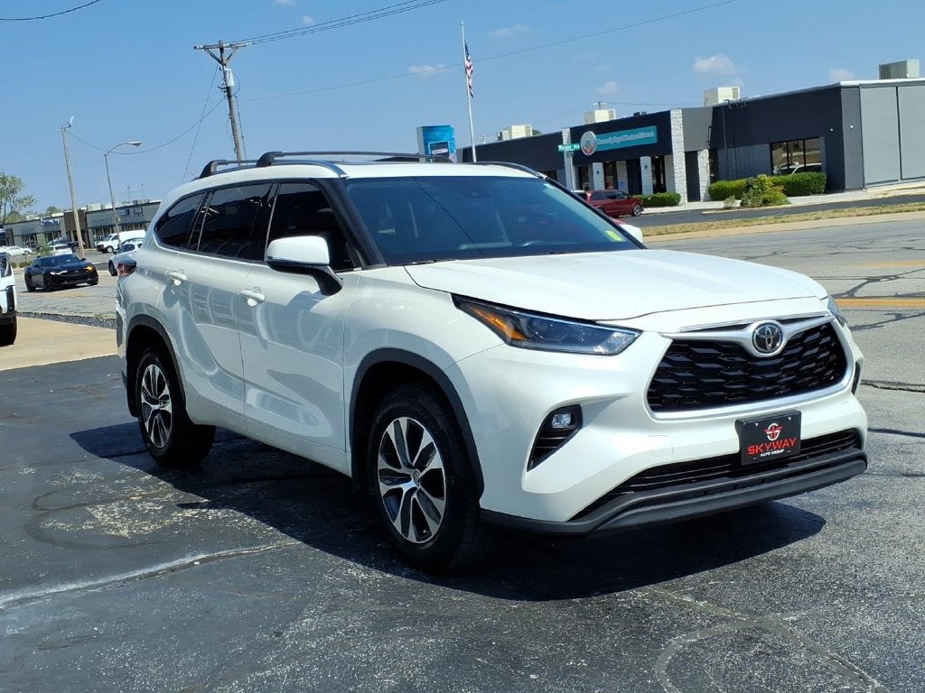 2021 Toyota Highlander XLE