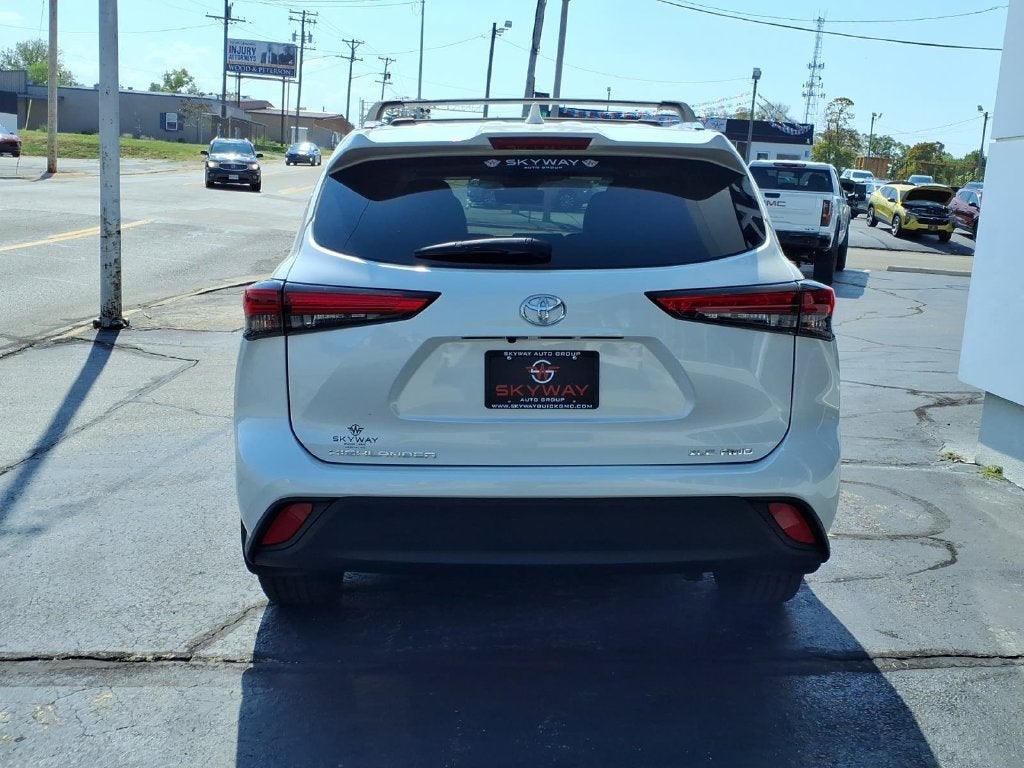 2021 Toyota Highlander XLE