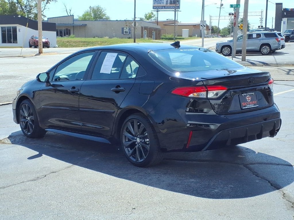 2025 Toyota Corolla SE