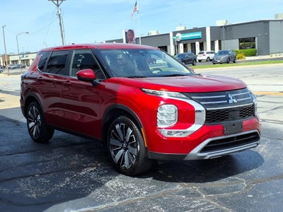 2025 Mitsubishi Outlander SE