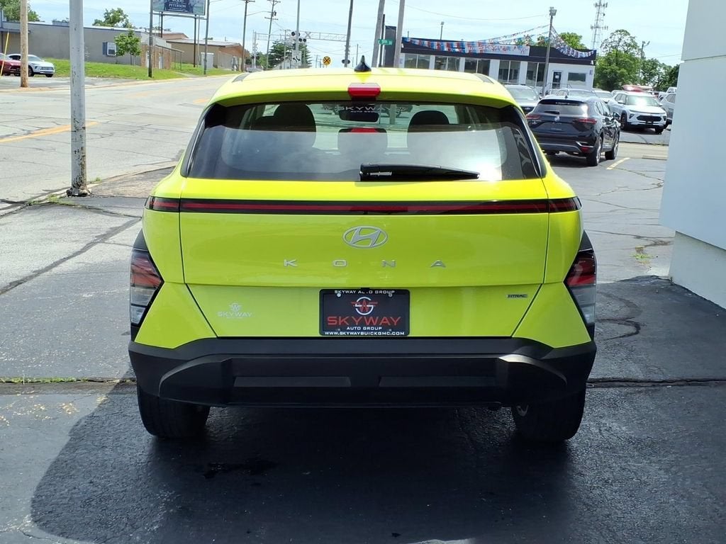 2024 Hyundai Kona SE
