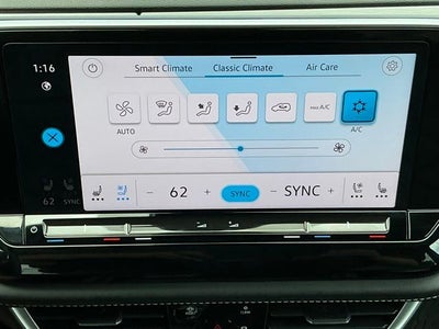 2024 Volkswagen Atlas Cross Sport 2.0T SE