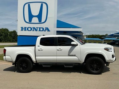 2022 Toyota Tacoma SR5 V6