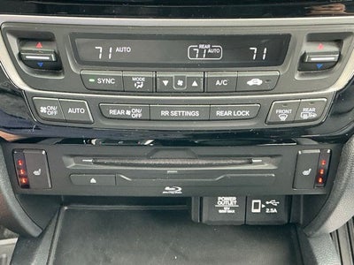 2022 Honda Pilot Touring 7 Passenger