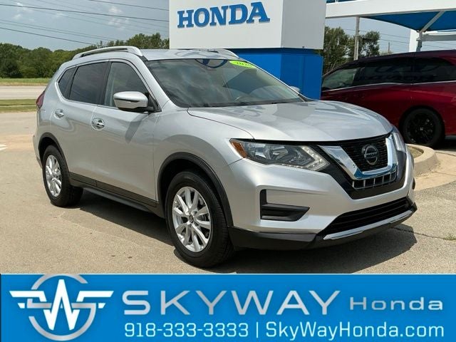 2020 Nissan Rogue SV