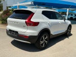 2023 Volvo XC40 B4 Plus Bright Theme