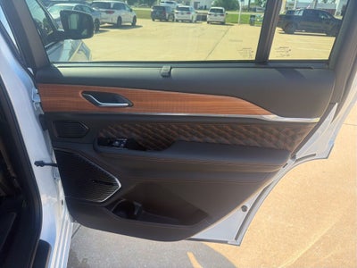 2024 Jeep Grand Cherokee L Summit