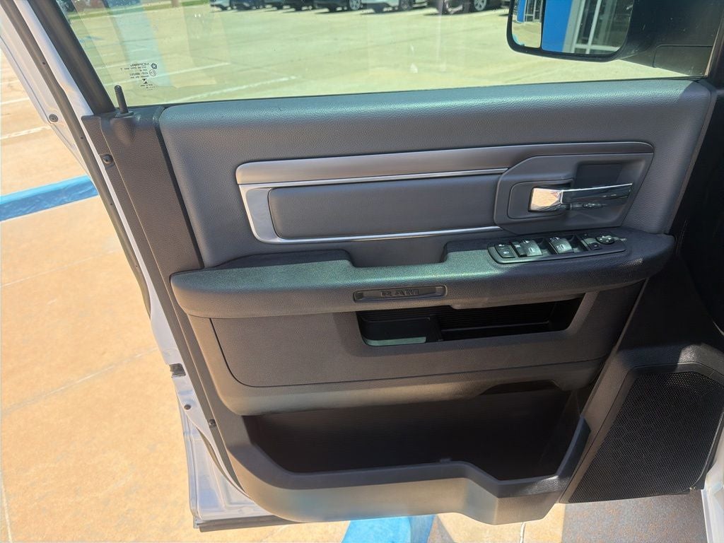 2022 RAM 1500 Classic SLT