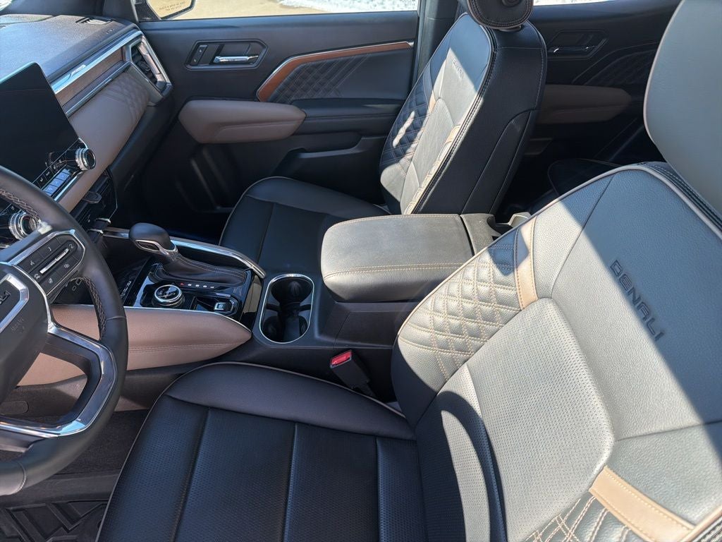 2023 GMC Canyon Denali