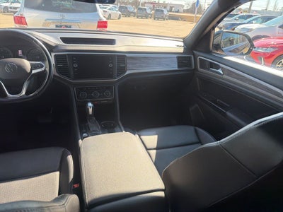 2020 Volkswagen Atlas Cross Sport 2.0T SE w/Technology