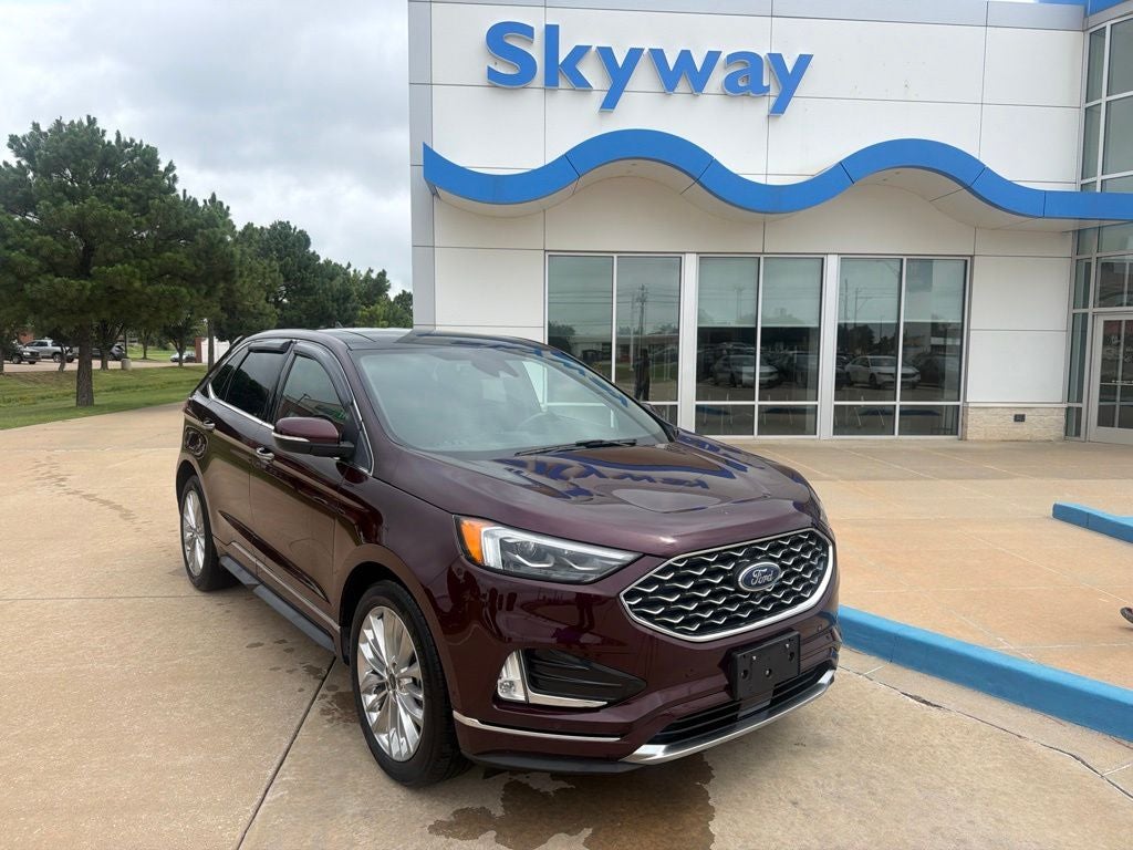 2020 Ford Edge Titanium