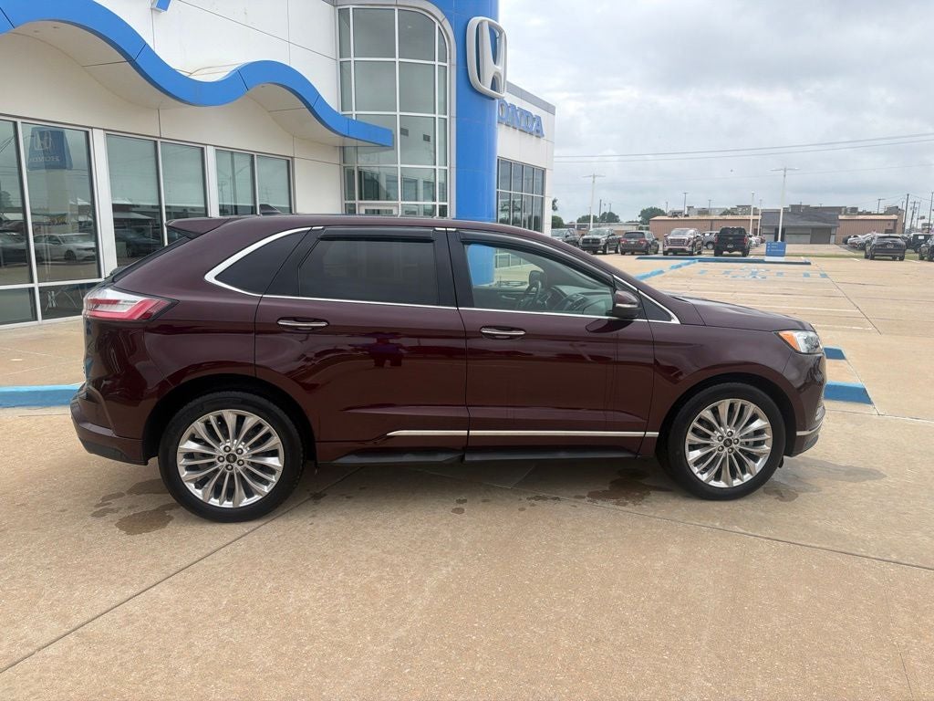 2020 Ford Edge Titanium