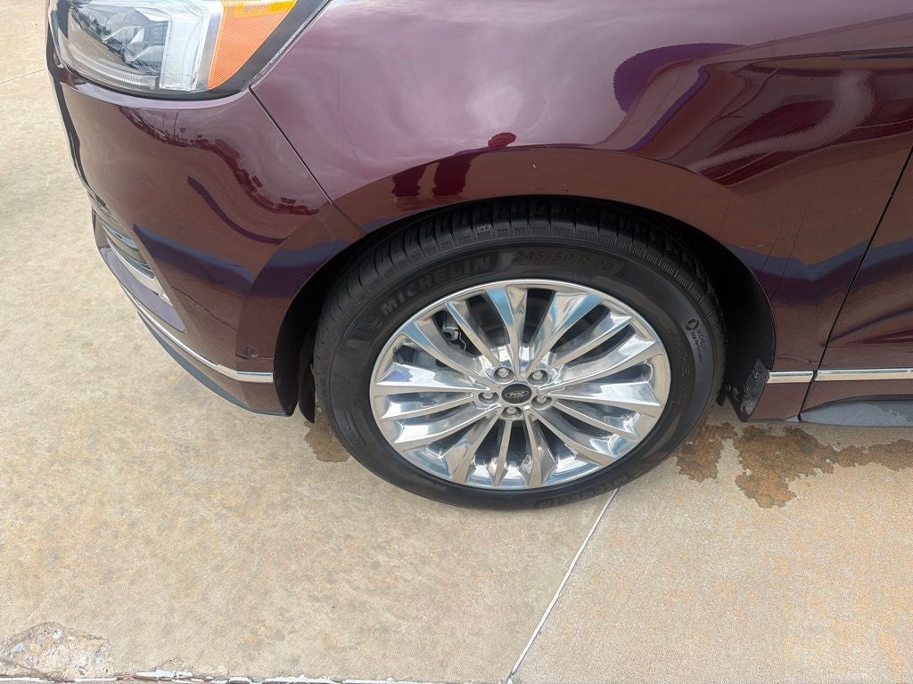 2020 Ford Edge Titanium