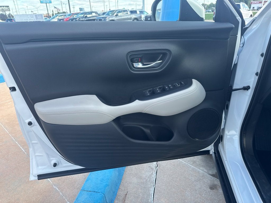 2027 Honda HR-V LX