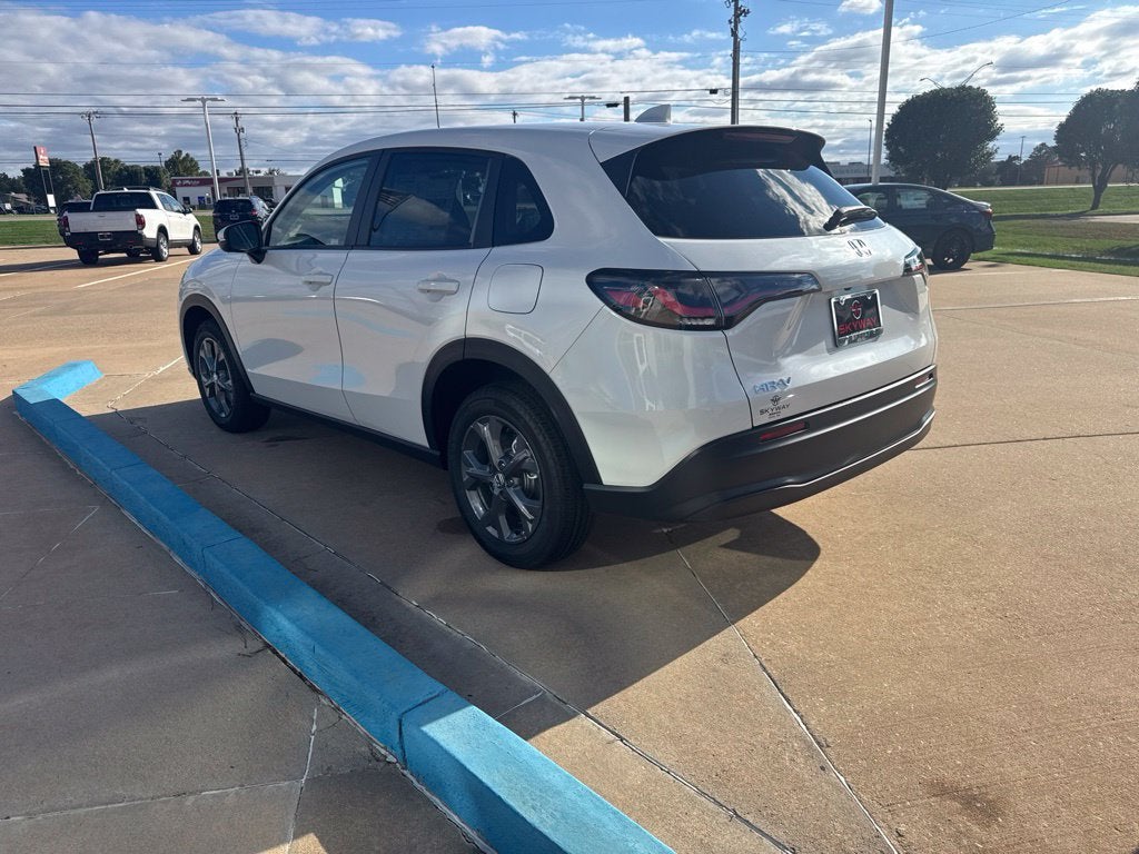 2027 Honda HR-V LX