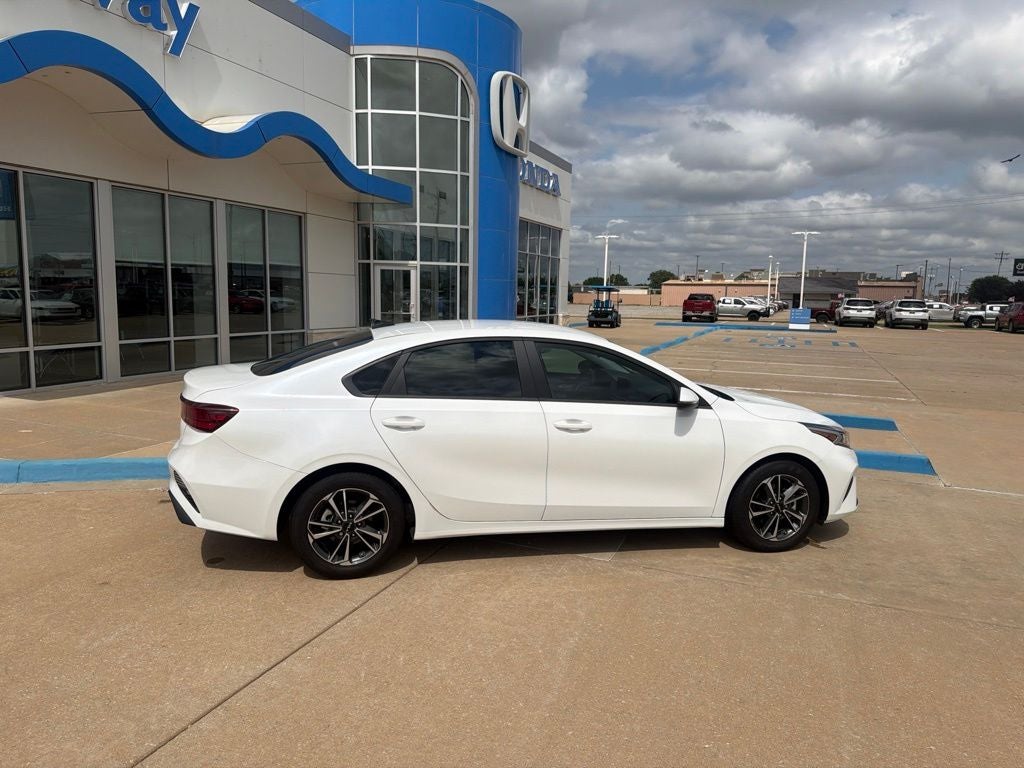 2024 Kia Forte LXS