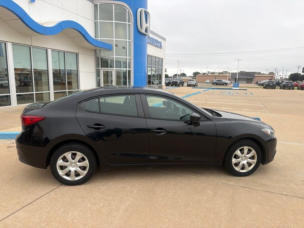 2016 Mazda Mazda3 i Sport