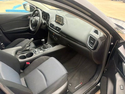2016 Mazda Mazda3 i Sport