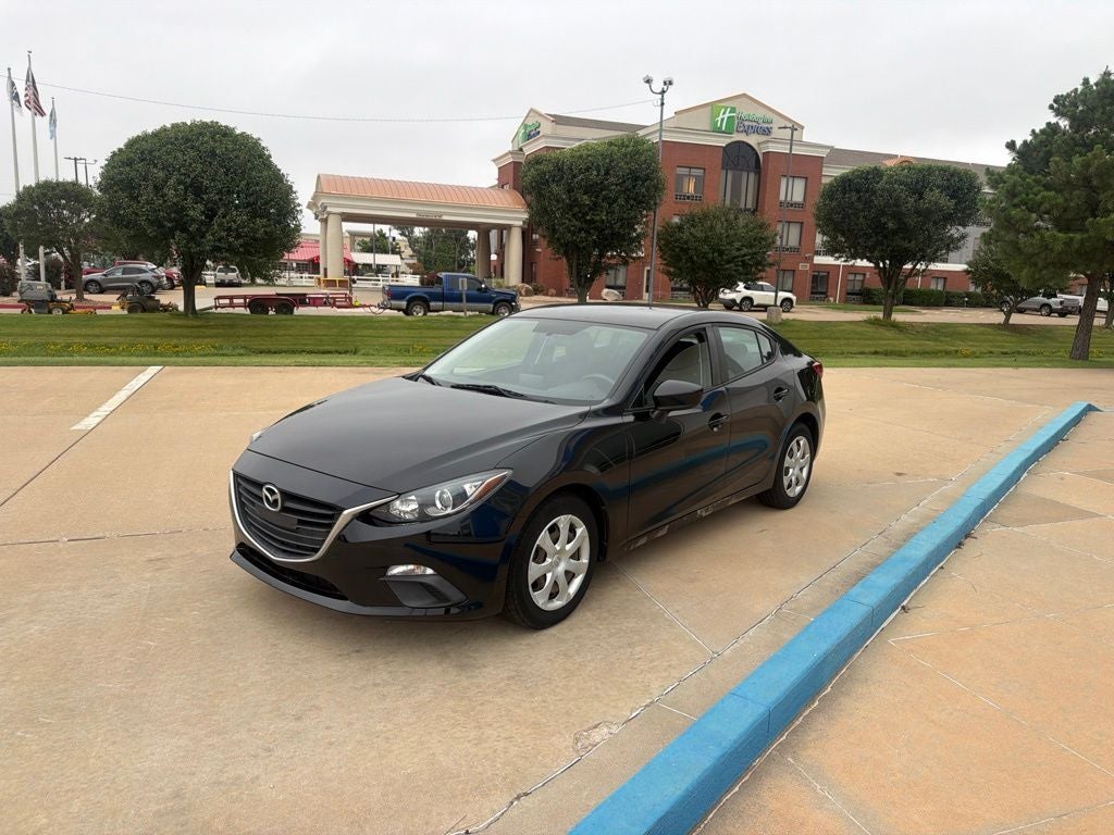 2016 Mazda Mazda3 i Sport