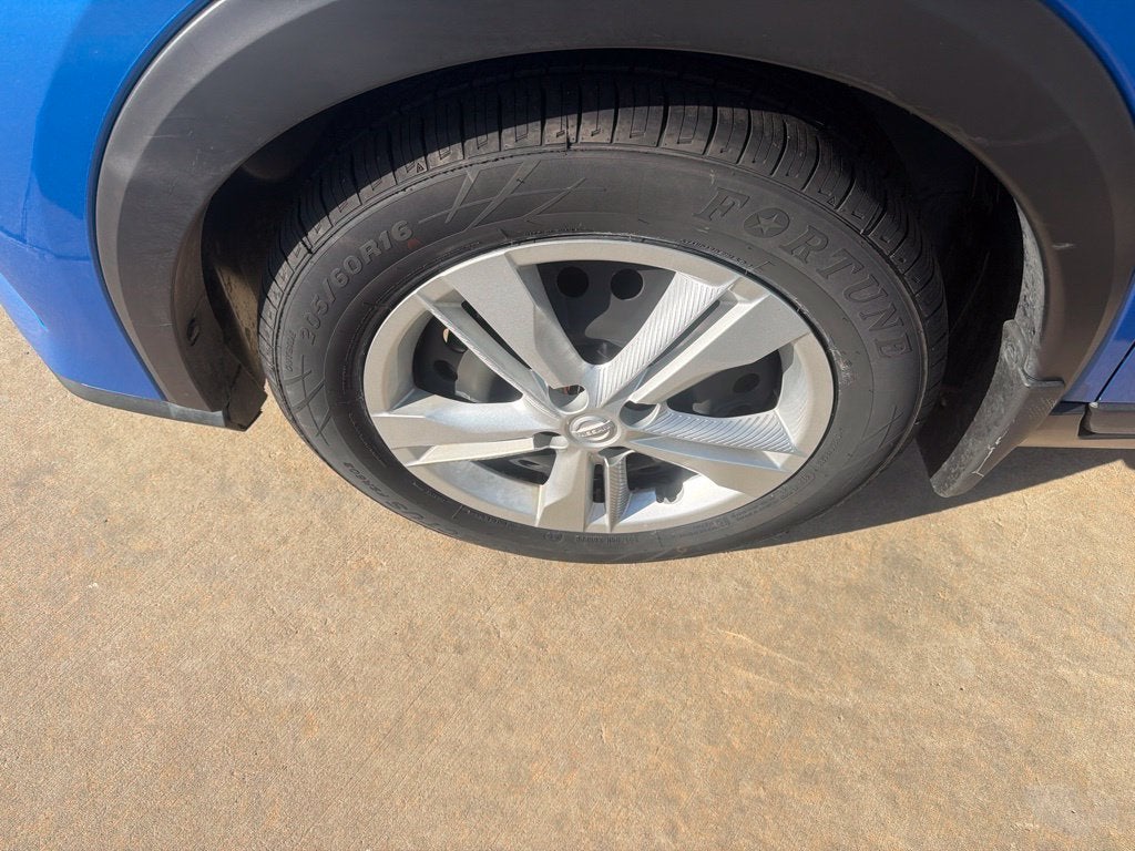 2025 Nissan Kicks Play S