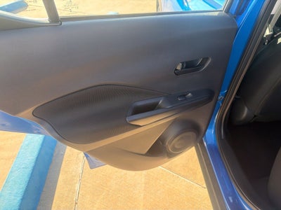 2025 Nissan Kicks Play S