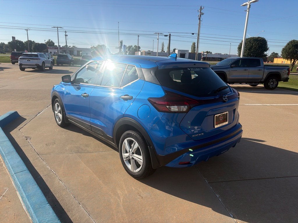 2025 Nissan Kicks Play S